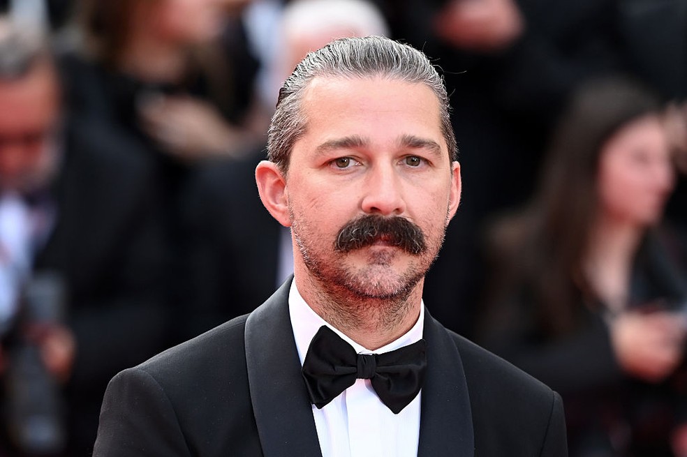 Shia LaBeouf admite culpa em caso de agressão e recebe pena alternativa ...