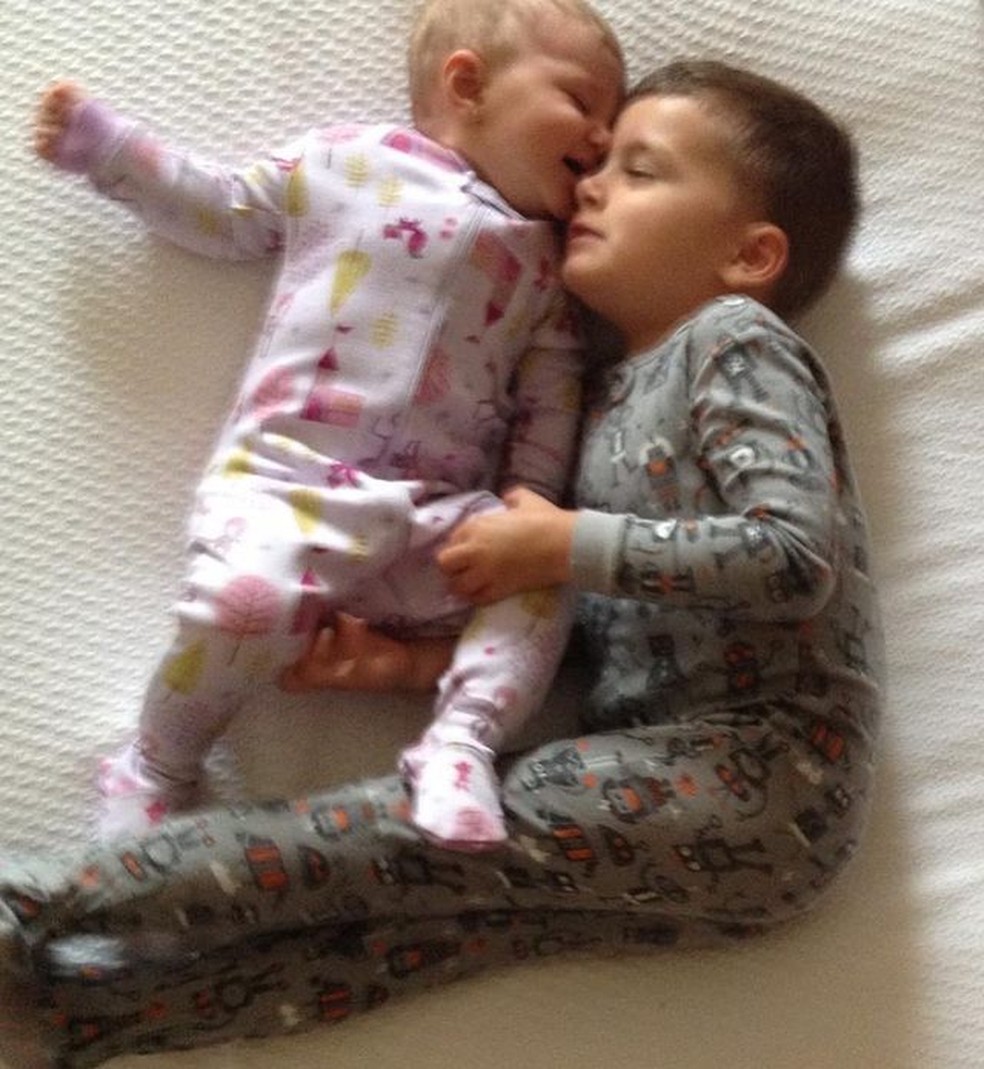 Os pequenos Benjamin e Vivian — Foto: Reprodução/Instagram