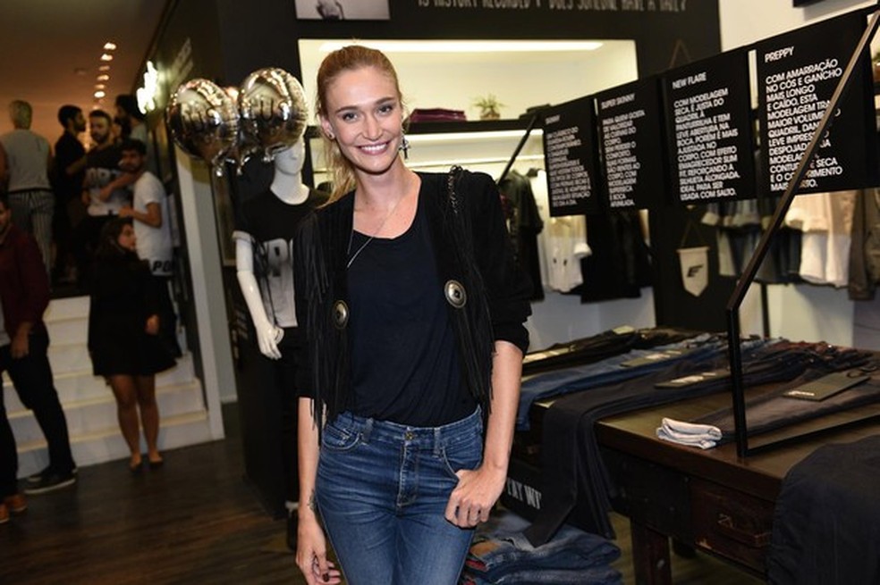Ellus adidas Originals armam festa na Oscar Freire Lifestyle Vogue