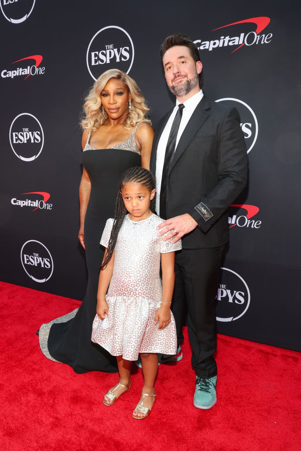 Serena Williams, Alexis Ohanian e Olympia — Foto: GettyImages