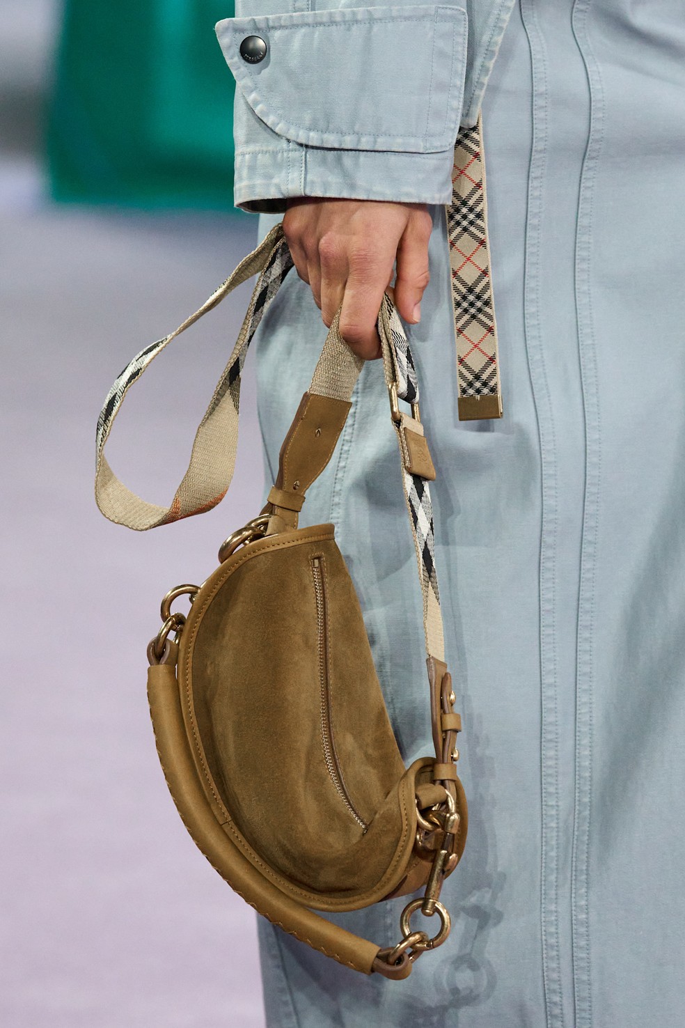 Burberry, verão 2025 — Foto: Launchmetrics/Spotlight