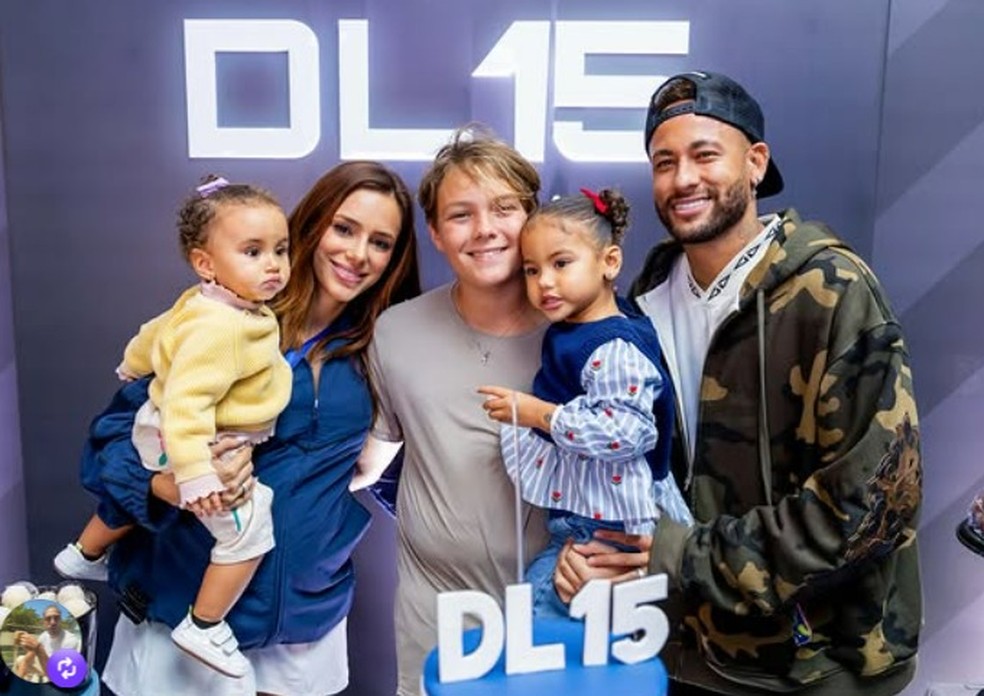 Mel, Bruna Biancardi, Davi Lucca, Mavie e Neymar — Foto: Reprodução/Instagram