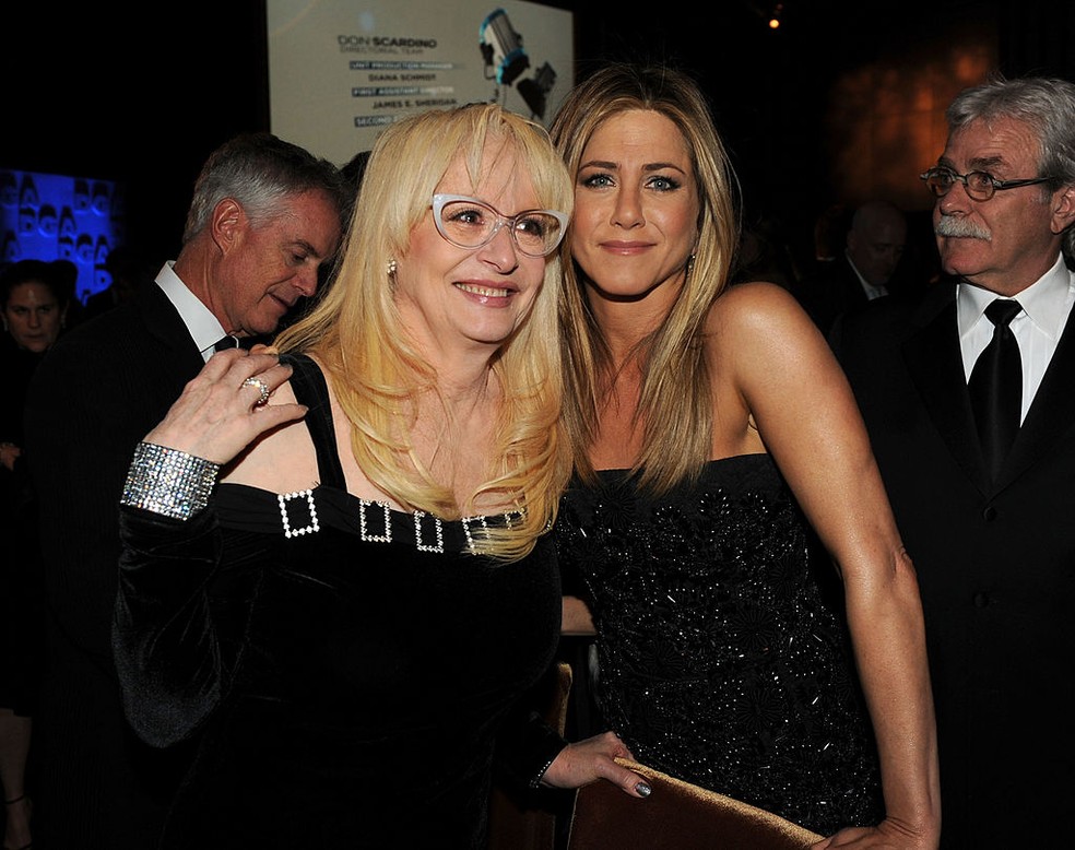 Diretora acusa Jennifer Aniston de tentar humilhá-la com presente ...