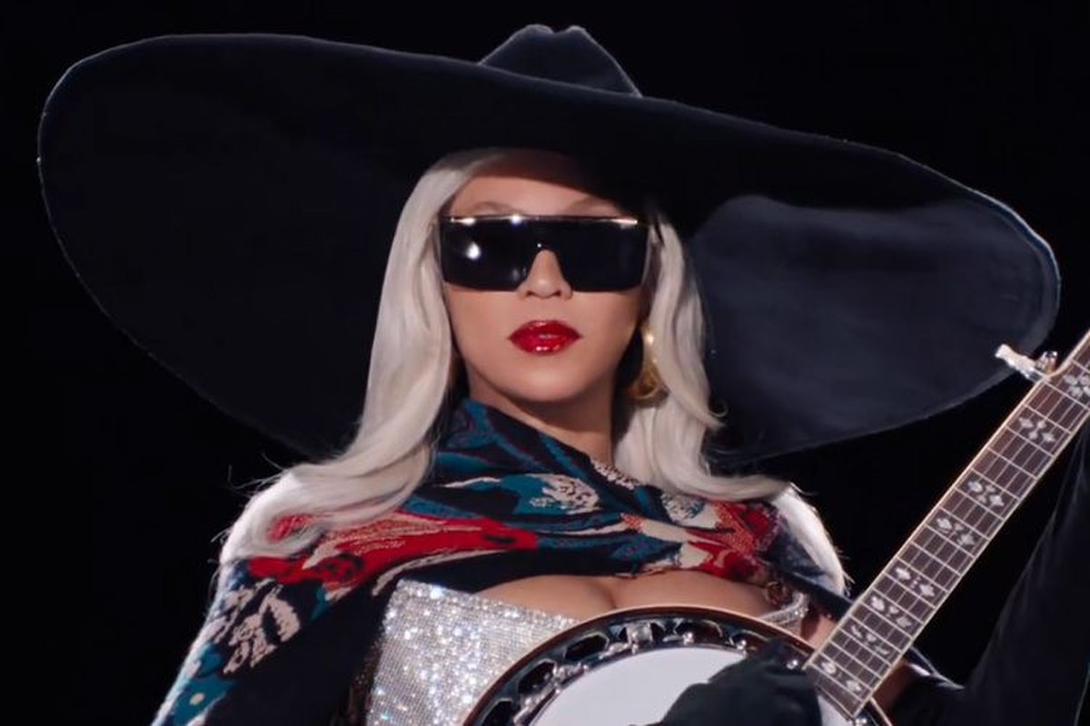 Beyoncé promete performance épica no Halftime Show de Natal da NFL