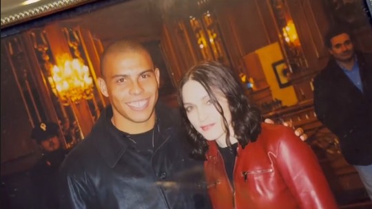 Celina Locks resgata foto antiga de encontro de Ronaldo com Madonna: "Na época em que jogava no Inter"