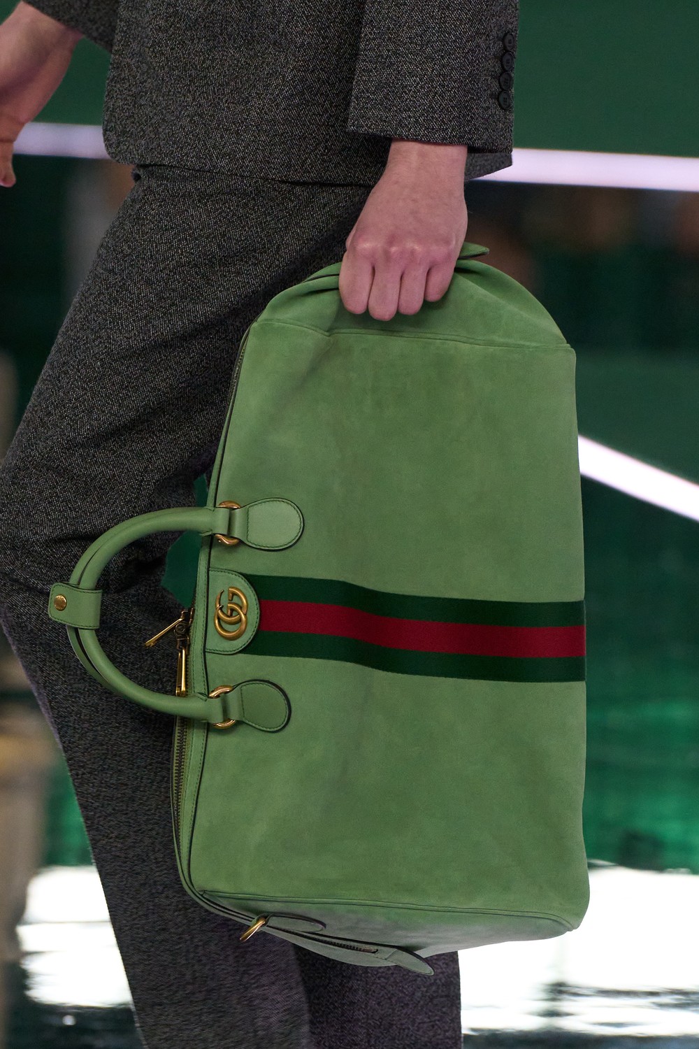 Semana de moda de Milão: essas são as bolsas do desfile da Gucci que ...