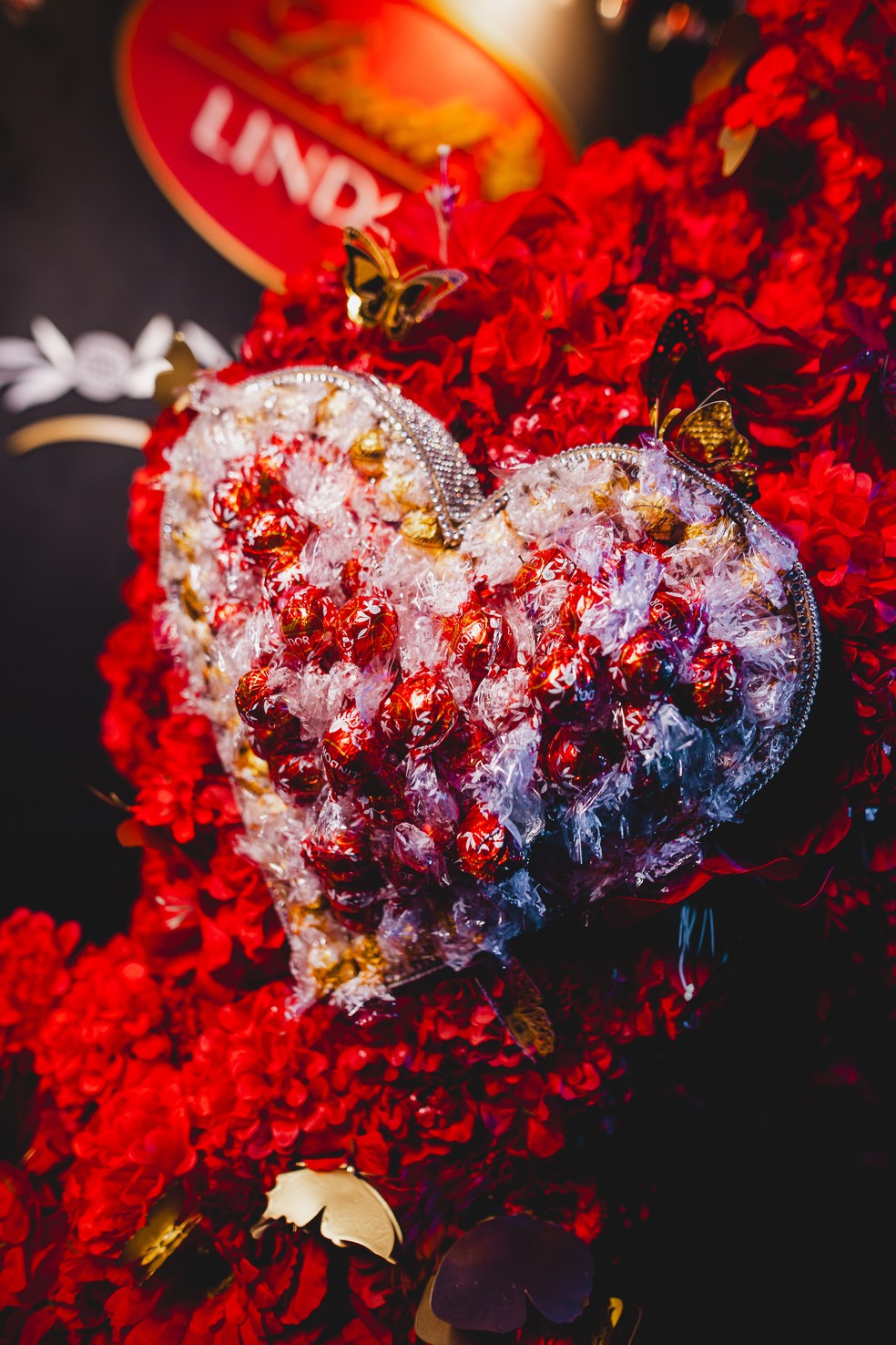 O detalhe principal: um espaço para guardar as trufas LINDOR — Foto: Lucas Jones