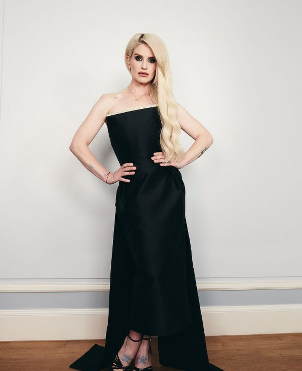 Kelly Osbourne se transforma em Baby Jane para o Halloween