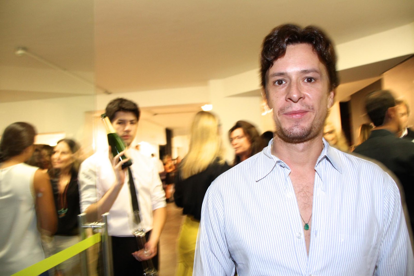 Waking Up in New America, de Robert Heinecken, ganha vernissage no MIS