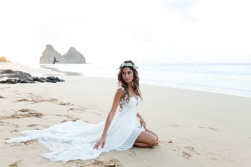 Thaila Ayala coloca à venda vestido de noiva usado em 2011 — Foto: Divulgação