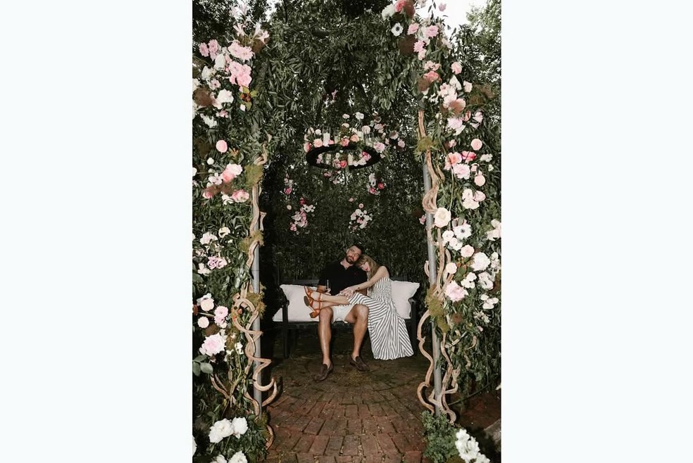 Travis Kelce e Taylor Swift — Foto: Reprodução/Instagram