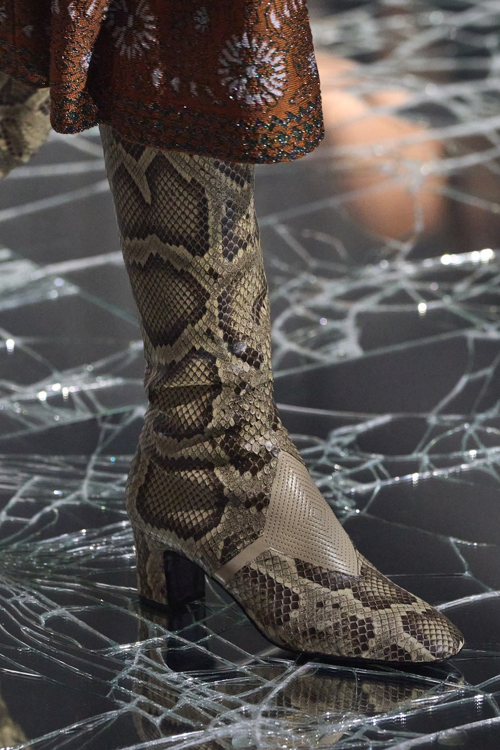 Valentino primavera/verão 2025 — Foto: Launchmetrics Spotlight