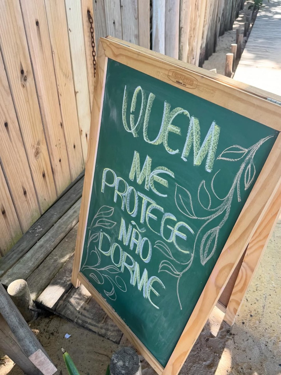 Marcus Buaiz abre álbum de fotos com Isis Valverde em Trancoso — Foto: Reprodução/Instagram