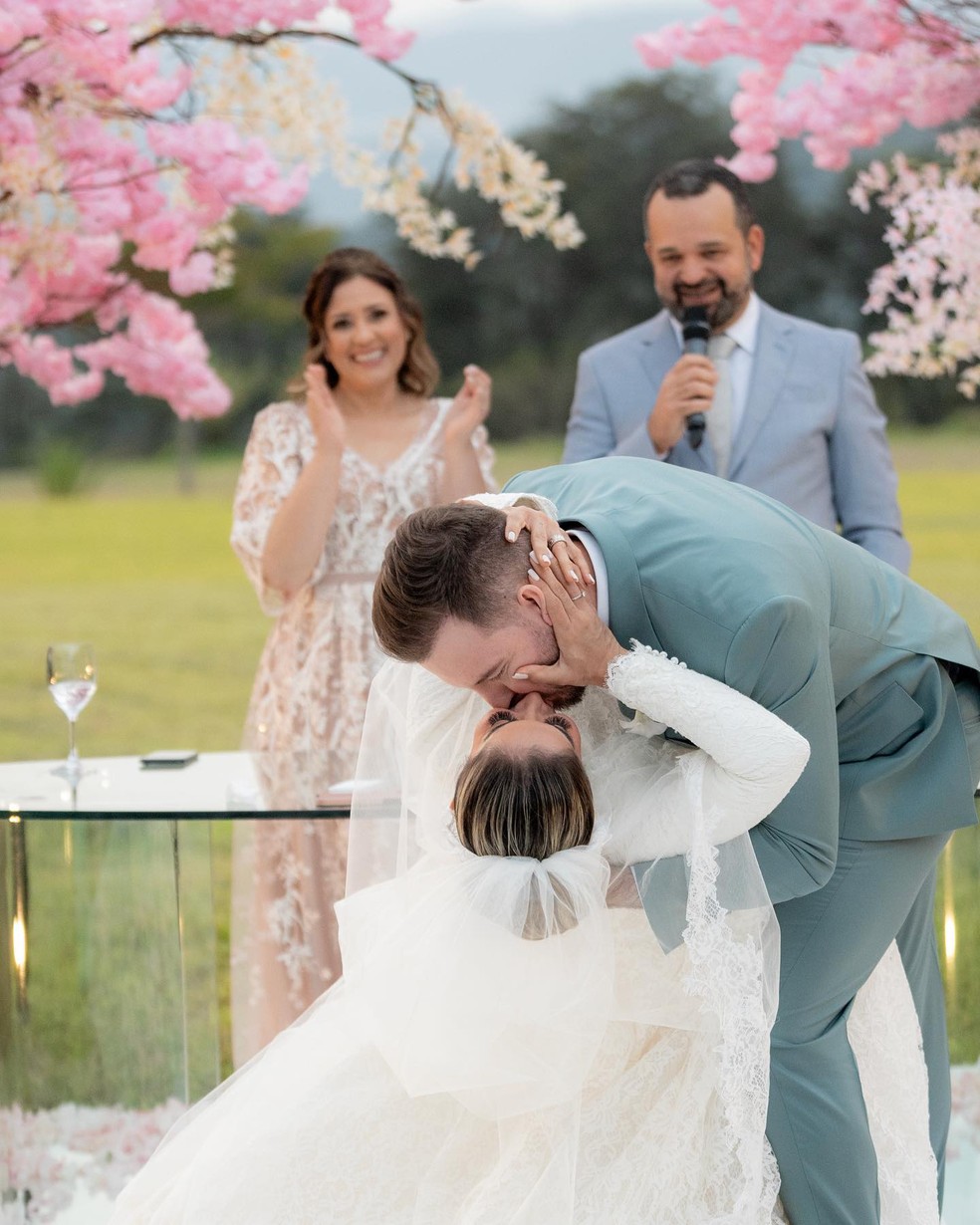 Maíra Cardi e Thiago Nigro se casam — Foto: Reprodução/Instagram