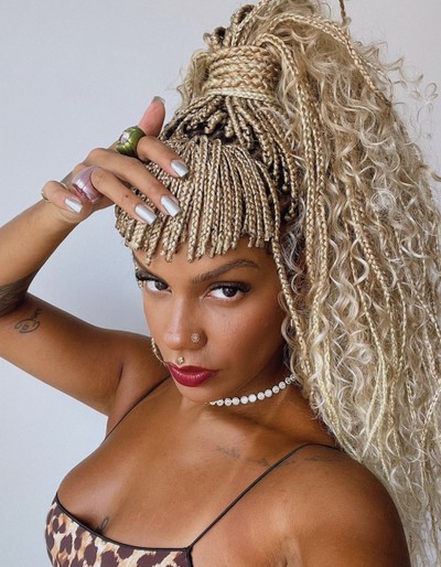 Gypsy braids: conheça o estilo de trança que promete dominar 2023, Beleza