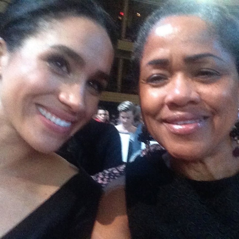 Meghan Markle e sua mãe, Doria Ragland — Foto: Reprodução/Instagram