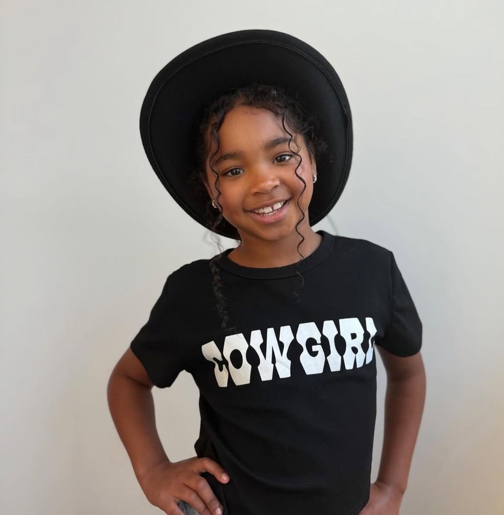 Khloé Kardashian faz post — Foto: Reprodução/Instagram