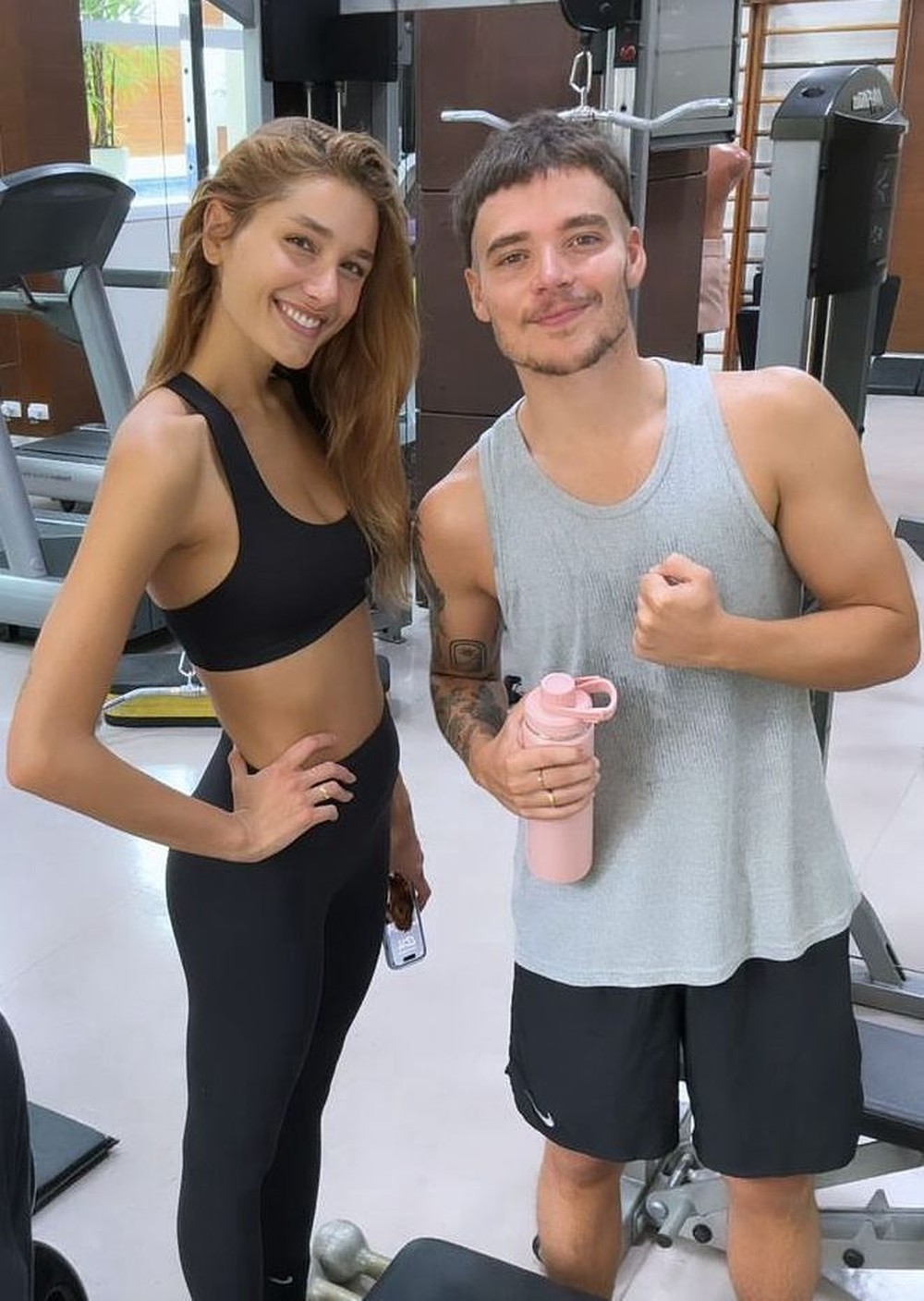 Sasha Meneghel Altura E Peso