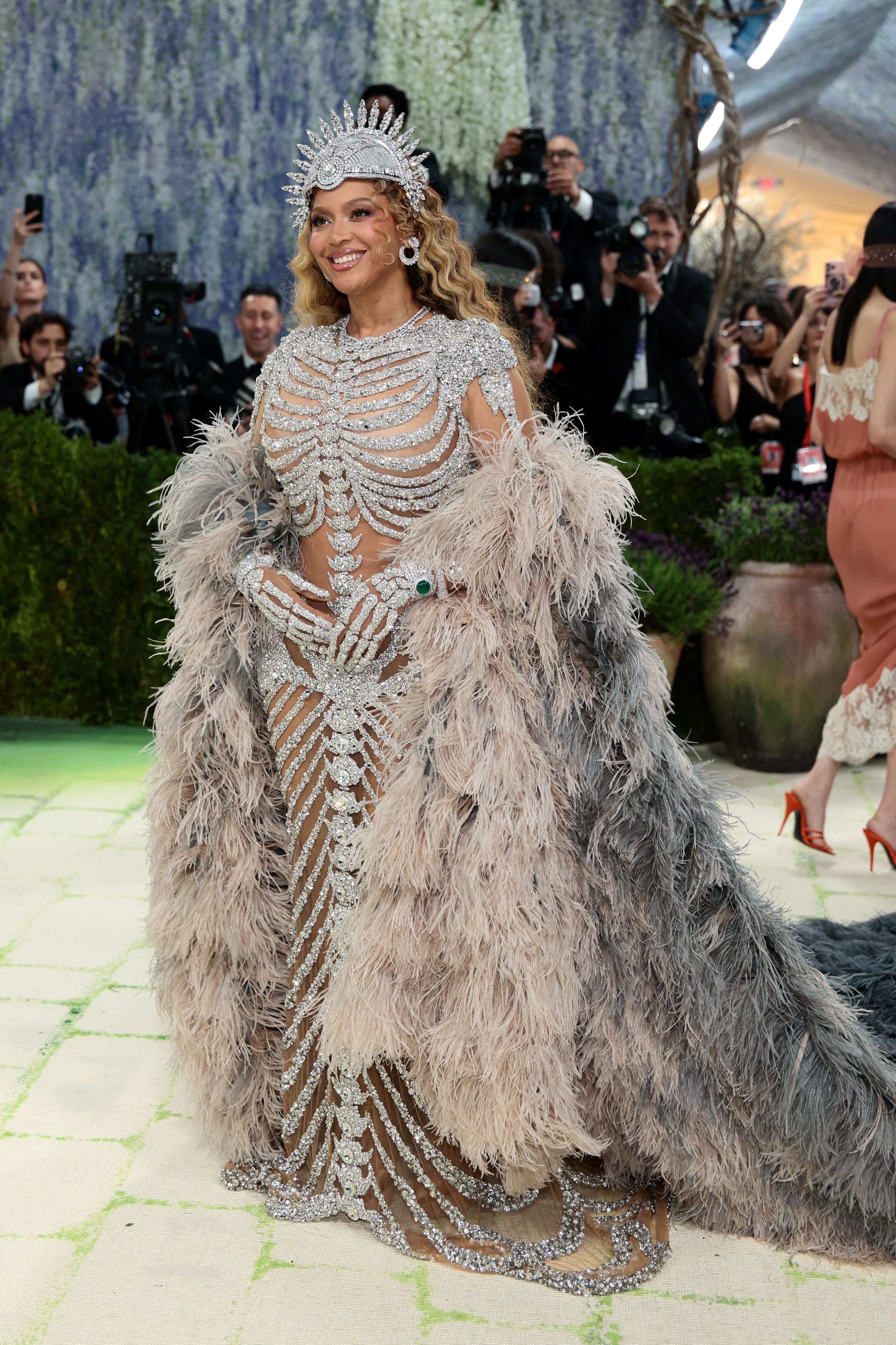 Beyoncé volta ao Met Gala como anfitriã após dez anos acompanhada da filha Blue Ivy