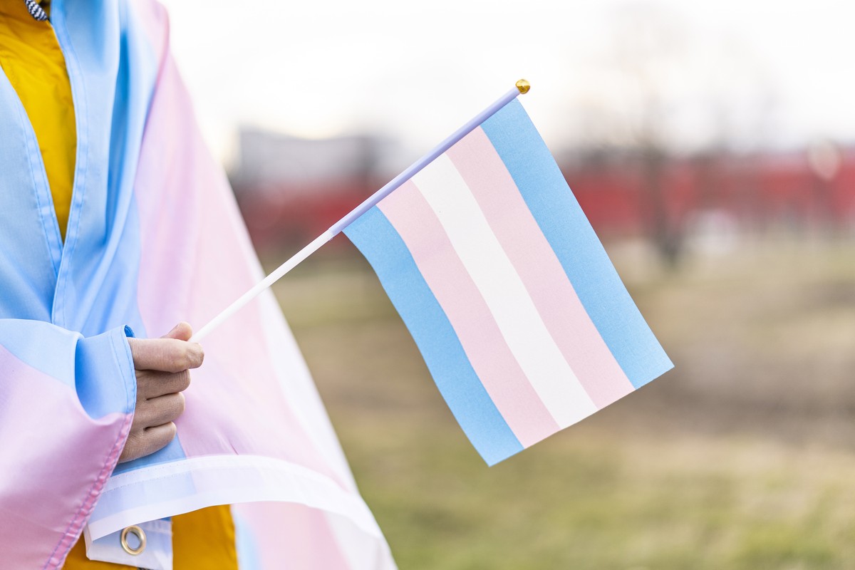 Transgênero: incluir todos, todas e todes