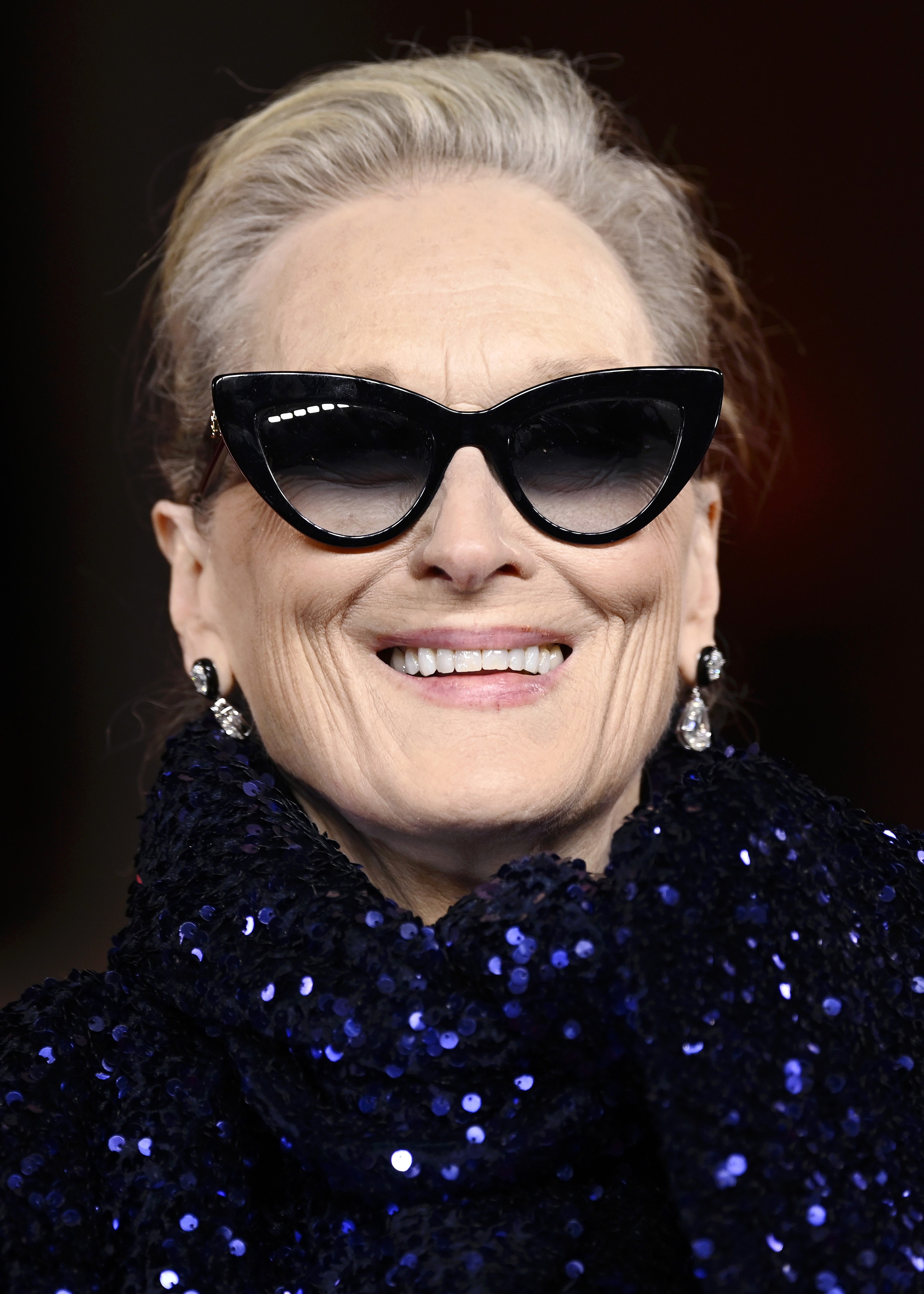 Meryl Streep usa joias de marca brasileira na première de 