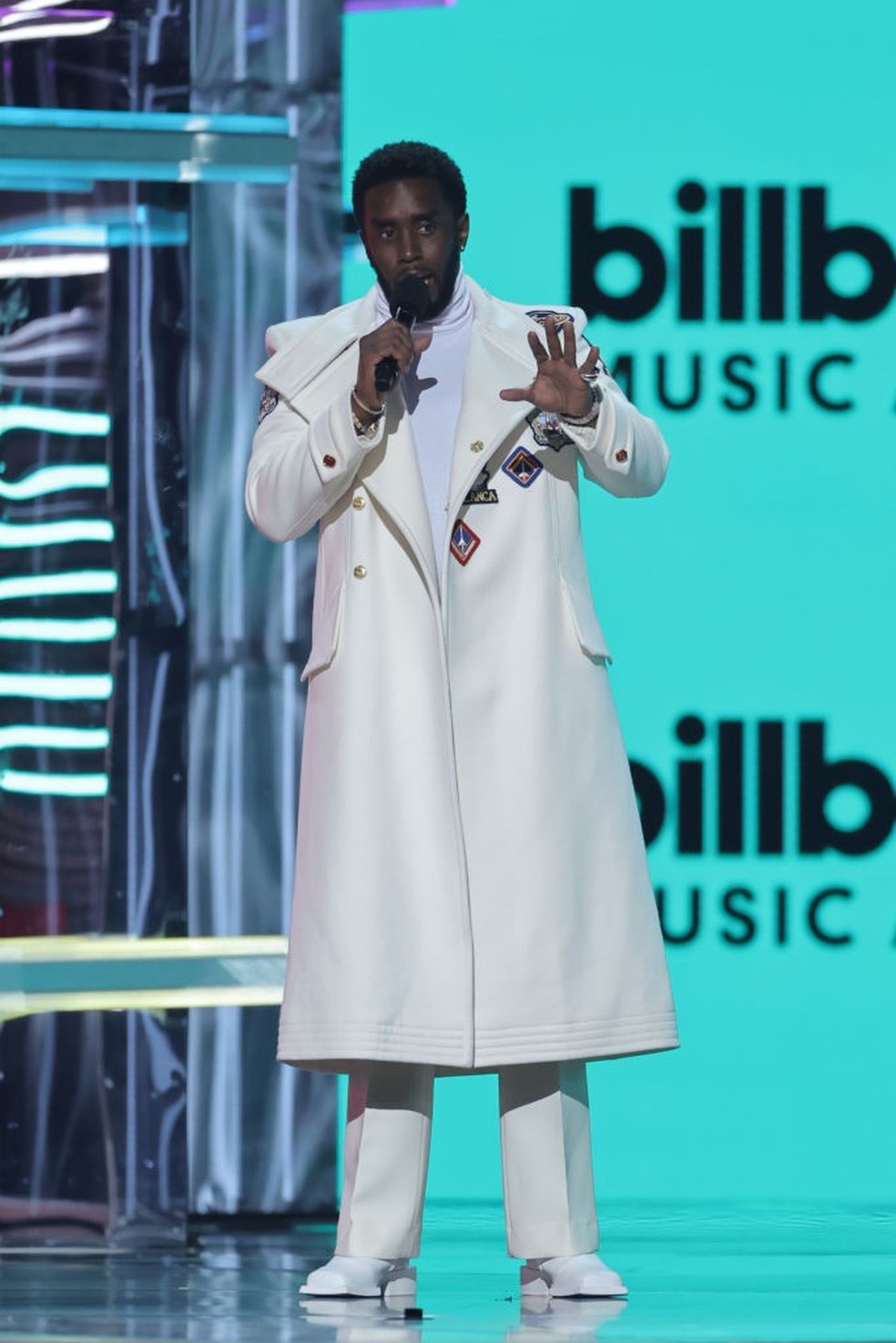 LAS VEGAS, NEVADA - MAY 15: Host Sean 'Diddy' Combs speaks onstage during the 2022 Billboard Music Awards at MGM Grand Garden Arena on May 15, 2022 in Las Vegas, Nevada. (Photo by Amy Sussman/Getty Images for MRC) (Foto: Getty Images for MRC) — Foto: Vogue