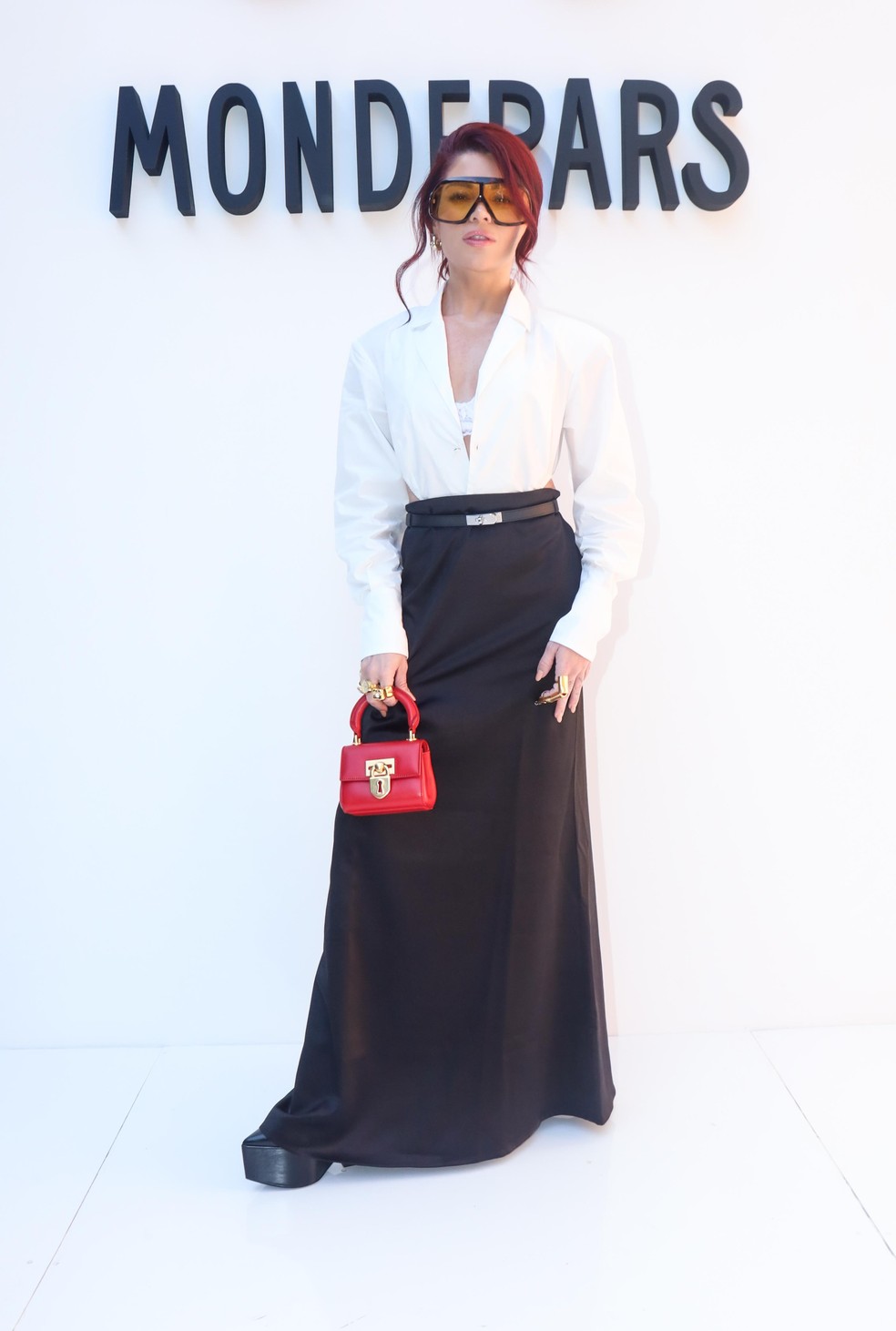 Gkay prestigia desfile da Mondepars — Foto: Vogue Brasil