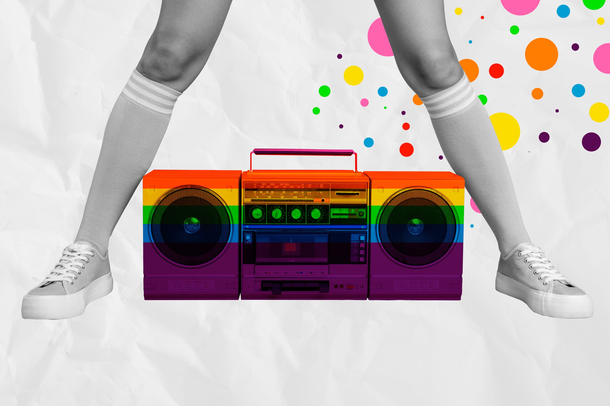 8 artistas LGBTQIA+ independentes para ouvir no Mês do Orgulho