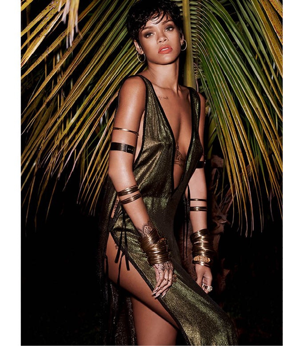 Rihanna, a capa da Vogue Brasil para maio de 2014, em foto de Mariano Vivanco (Foto: Mariano Vivanco) — Foto: Vogue