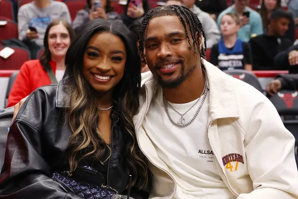 Simone Biles e o marido, Jonathan Owens — Foto: GettyImages