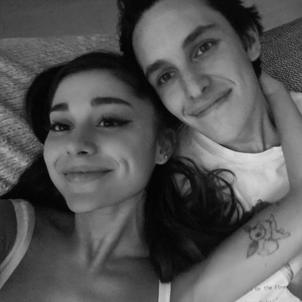 Novo amor e mais! Site dá novos detalhes sobre a separação de Ariana Grande