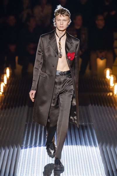 Prada Inverno 2019 masculino Mil o Desfiles Vogue