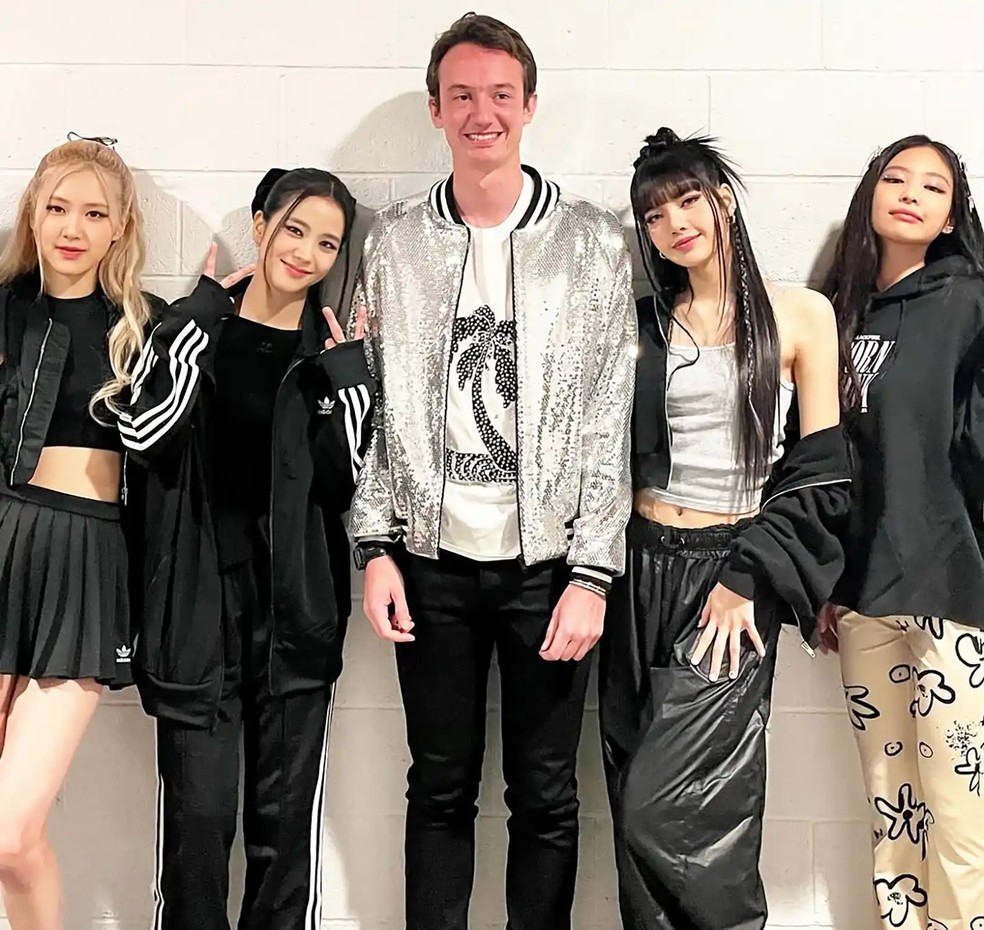 Frédéric Arnault com BLACKPINK — Foto: Reprodução/Instagram