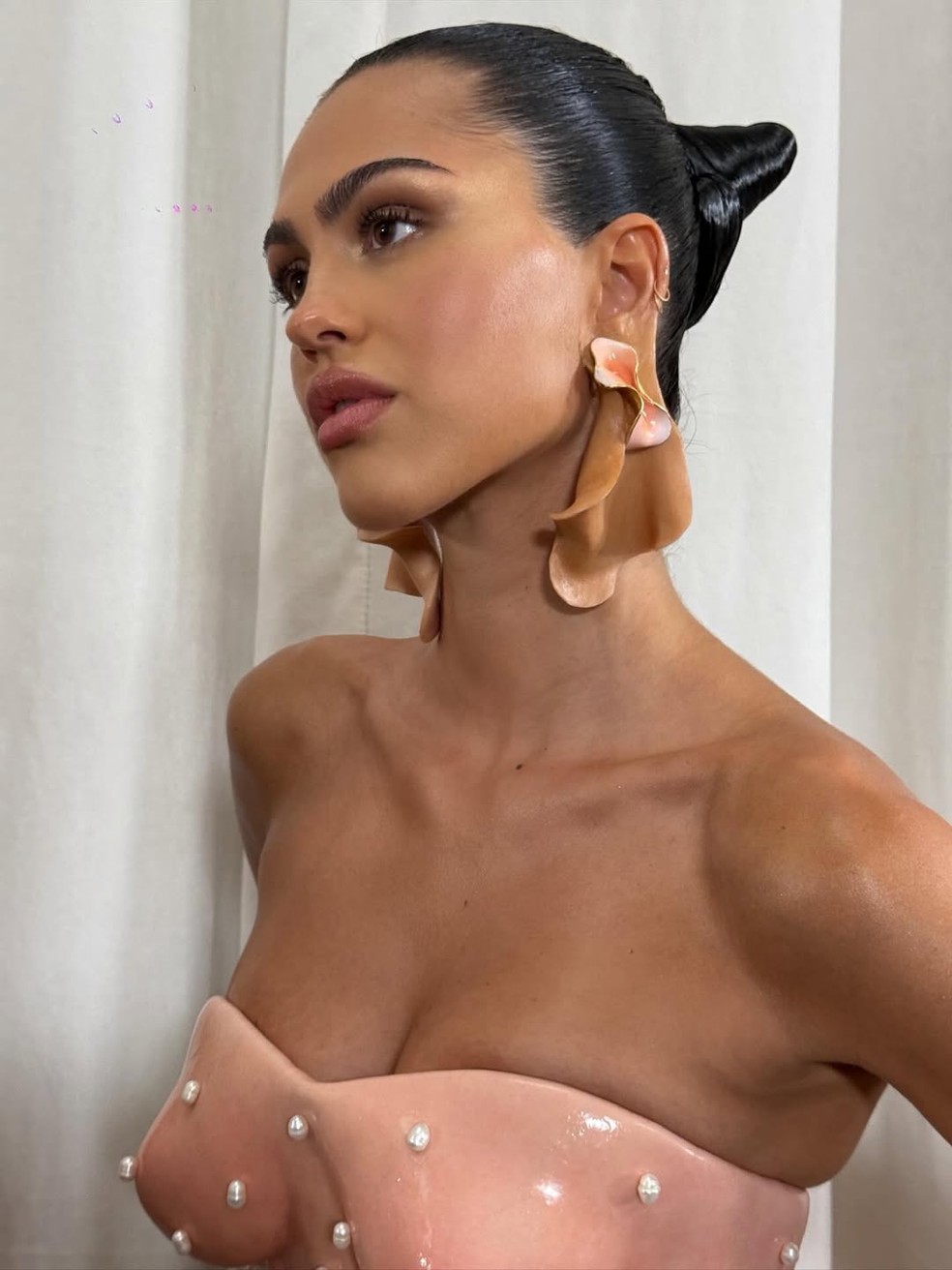 Beleza do desfile Schiaparelli Alta-costura 2026 — Foto: Reprodução/Instagram
