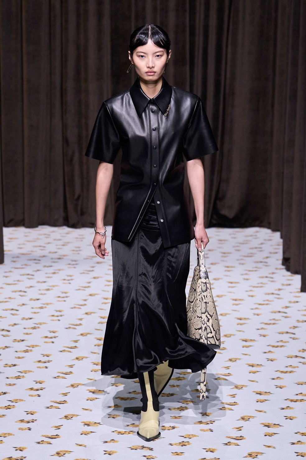 Jil Sander primavera-verão 2025 — Foto: Launchmetrics Spotlight