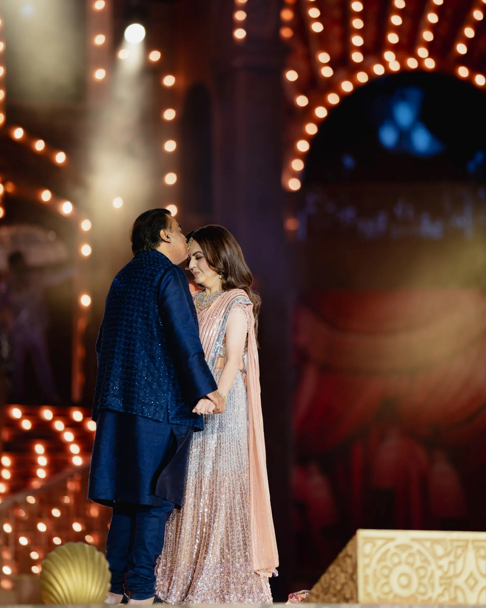 Um olhar exclusivo do luxuoso pré-casamento de Anant Ambani e Radhika ...