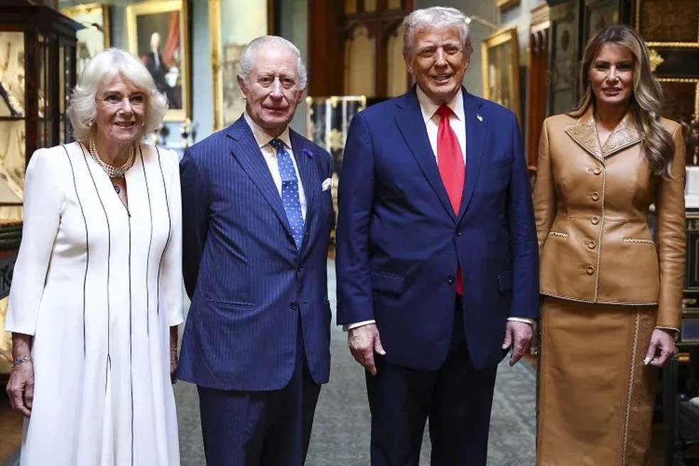 Da esquerda para a direita: a rainha Camilla, o rei Charles, o presidente Donald Trump e a primeira-dama Melania Trump em setembro de 2025 — Foto: GettyImages