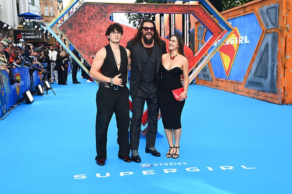 Nakoa-Wolf, Jason Momoa e Lola — Foto: GettyImages