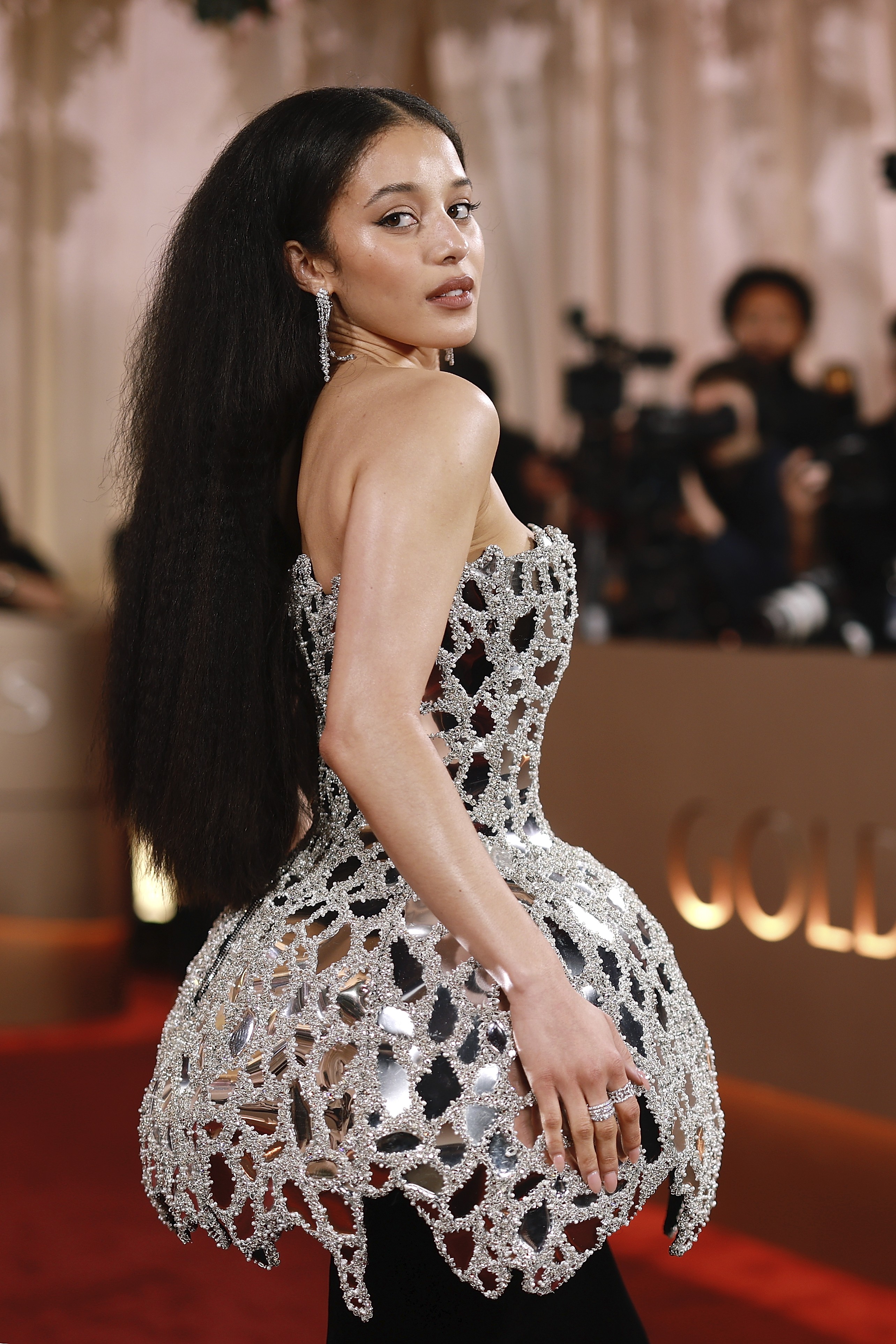 Blowout: o penteado que conquistou as famosas de cabelos crespos e cacheados