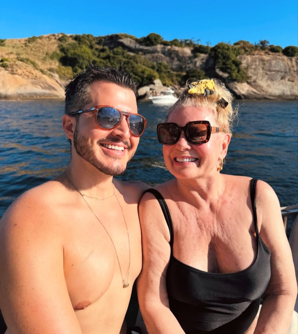 Vera Fischer posa em barco — Foto: Reprodução/Instagram